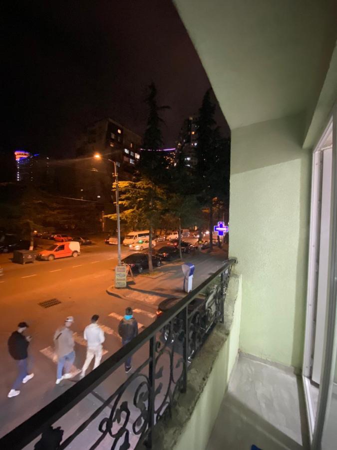 Apartment Studio Maksim Μπατούμι Εξωτερικό φωτογραφία