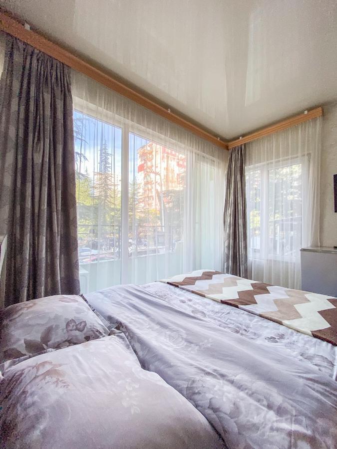 Apartment Studio Maksim Μπατούμι Εξωτερικό φωτογραφία