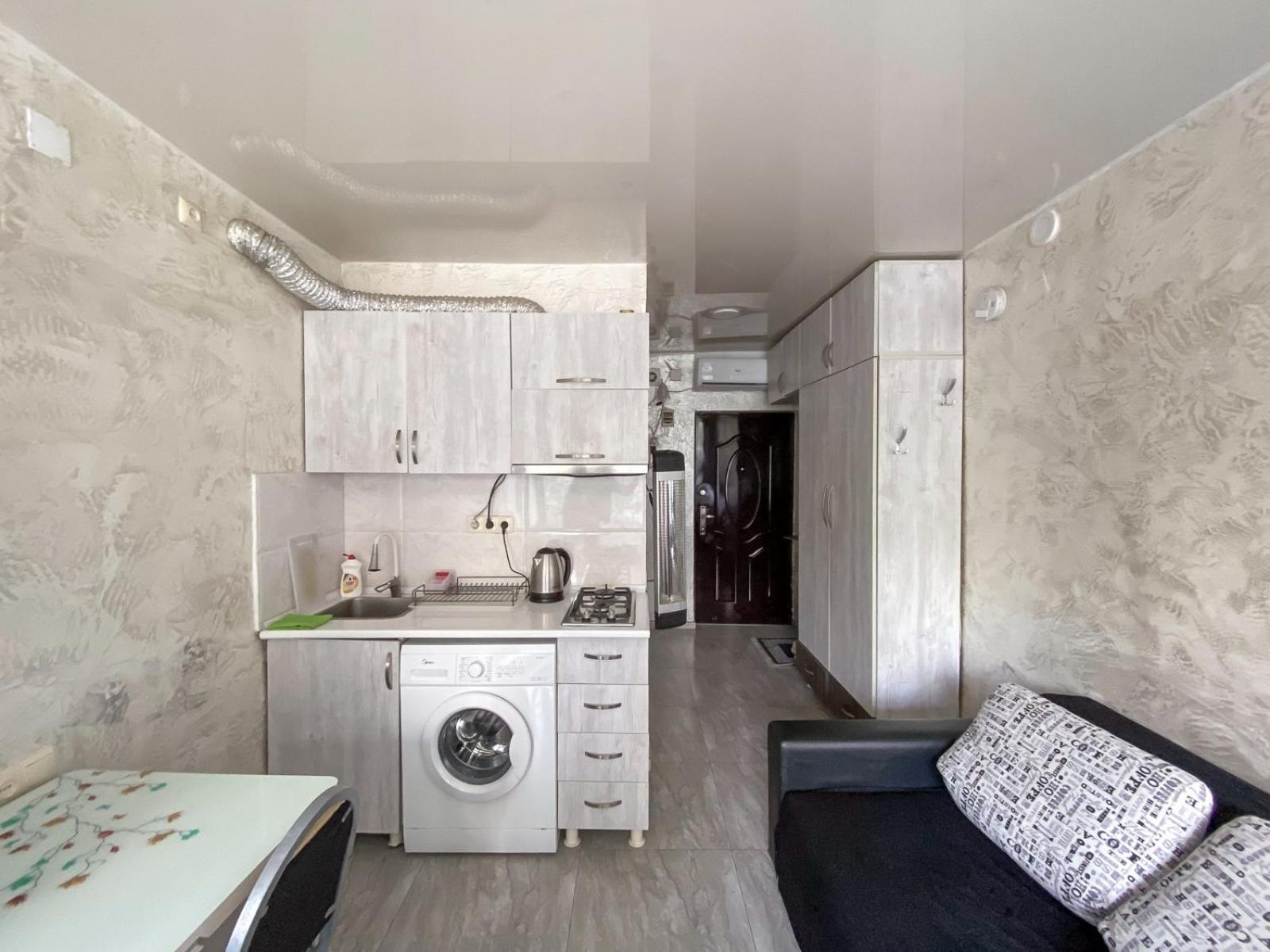 Apartment Studio Maksim Μπατούμι Εξωτερικό φωτογραφία